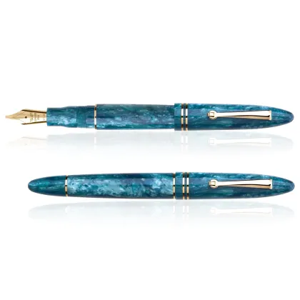 Picture Stylish Leonardo fountain pen in emerald color
