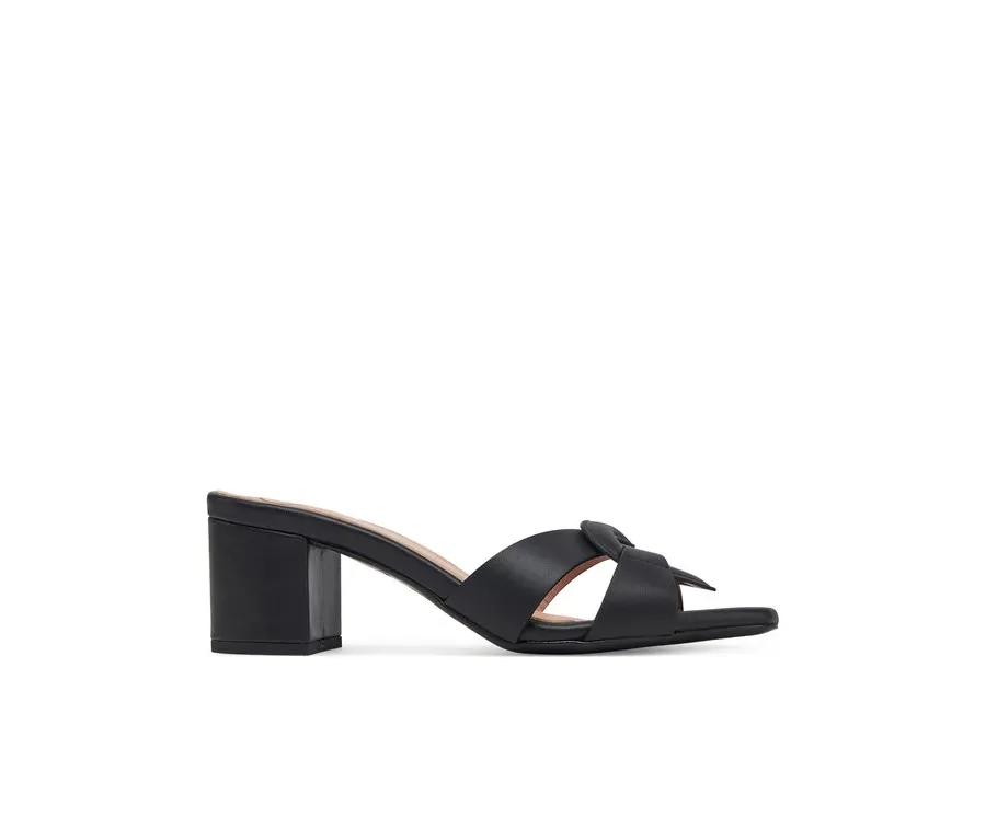 obrazek 1 LOVE MOSCHINO Klapki JA28065G1MIA0000 Czarny