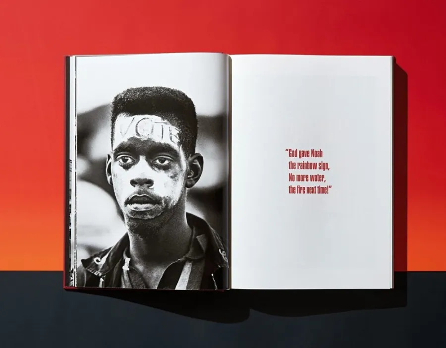 obrazek 5 Książka James Baldwin. The Fire Next Time, Art Edition No. 101–150, Steve Schapiro ‘Selma March’ - Taschen