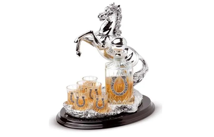 picture 1 A horse – a carafe with a set of glasses