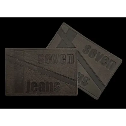 Zdjęcie Metka na odzież ze skóry ekologicznej - dowolny kształt i rozmiar