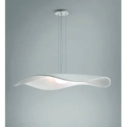 Zdjęcie Niebywała lampa wisząca w unikalnym kształcie