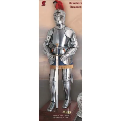 Zdjęcie Solidna zbroja rycerska z XVI w. ze stali toledańskiej na drewnianej podstawie