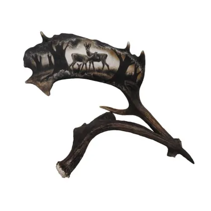 Zdjęcie Grawerunek płytki na zrzucie łosia - scena żerujących kozłów