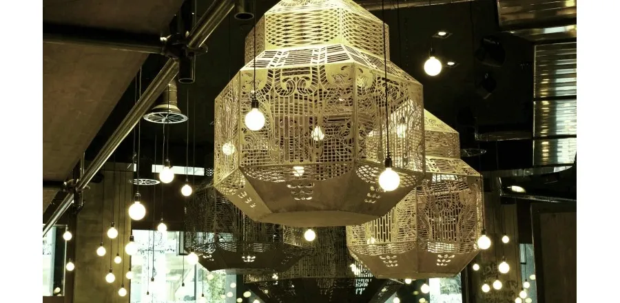 picture 1 Unusual chandelier of the Dutch brand JSPR