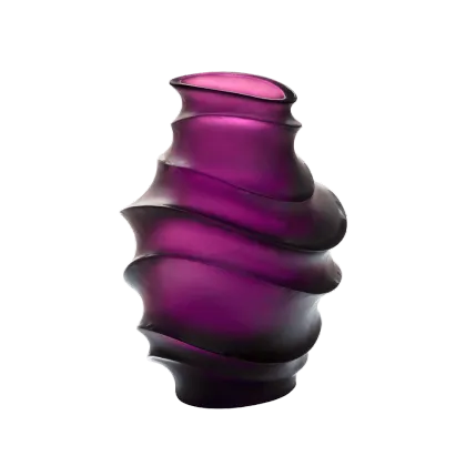 Zdjęcie Fioletowy wazon Christiana Ghiona o oryginalnym kształcie