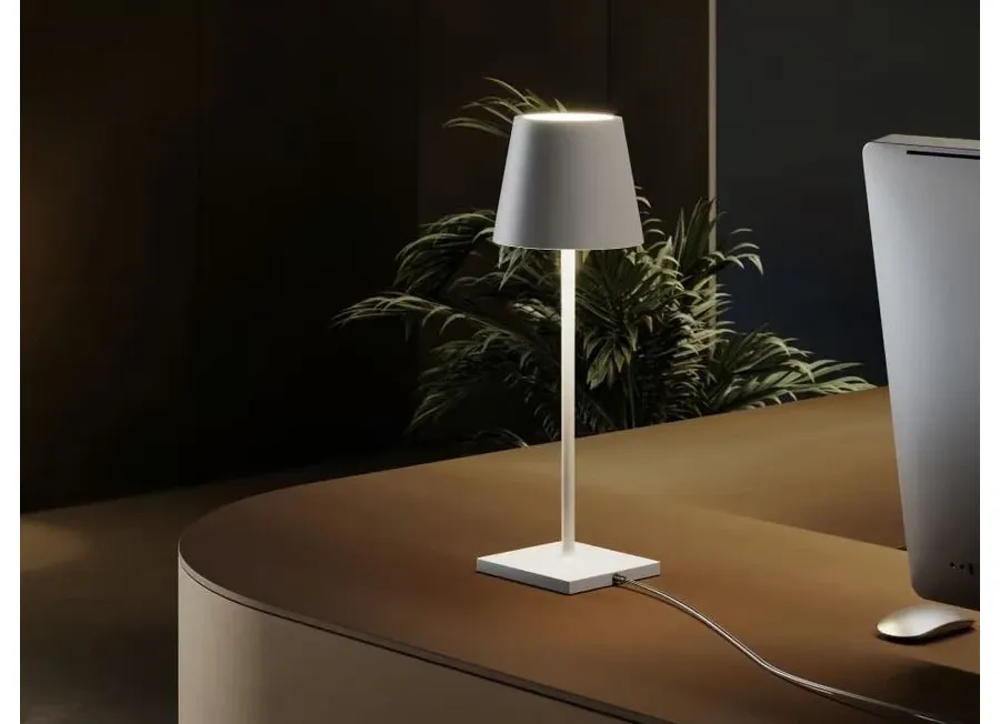 obrazek 1 Stylowa lampa stołowa Poldina230V