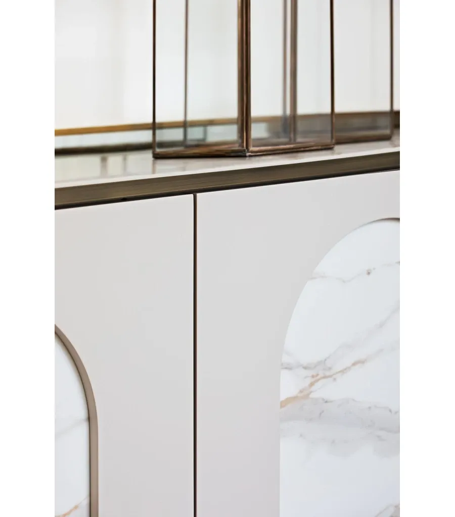 obrazek 13 Ekskluzywny włoski kredens do salonu - styl modernistyczny