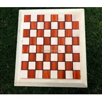 Zdjęcie Stylowa szachownica z litego drewna serii Wings Field- The Chess Empire