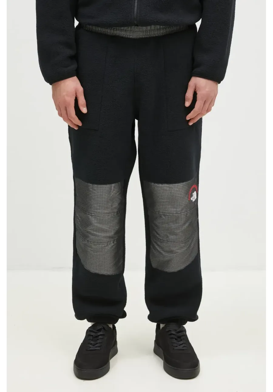 obrazek 1 The North Face spodnie dresowe TNF x 30th Years HMLYN kolor czarny wzorzyste NF0A88XK4O41