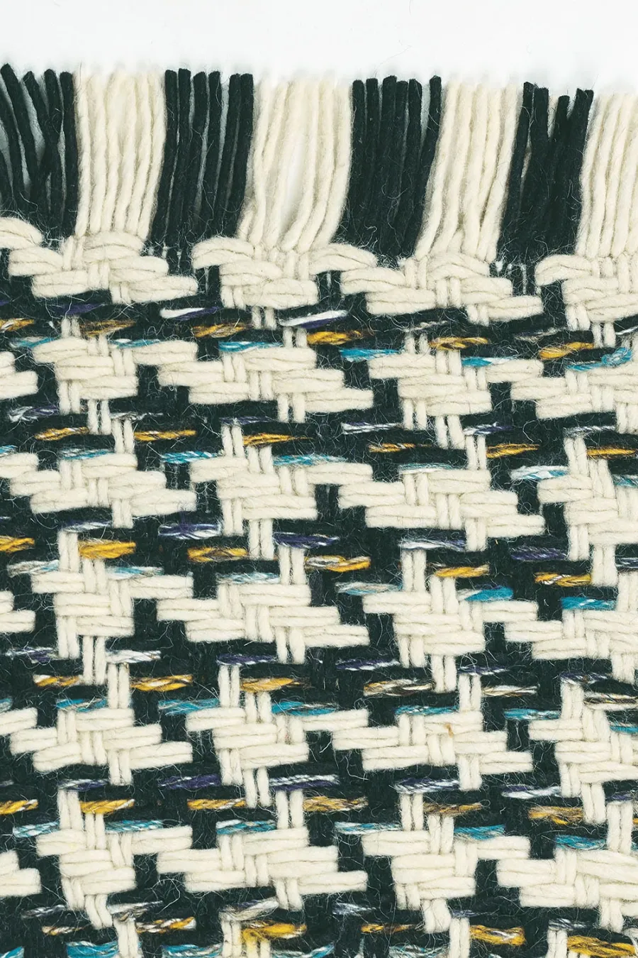 picture 4 Subtle kilim rug in pepitke - Atelier Poule 49805