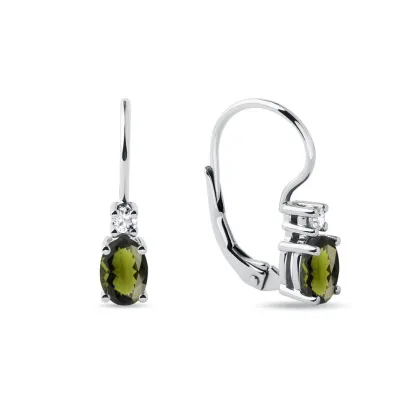 Zdjęcie Kolczyki z białego złota z owalnymi wełtawitami i diamentami KLENOTA
