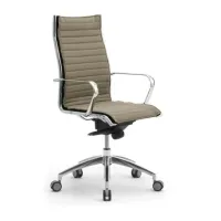 Zdjęcie Oryginalny fotel skórzany z serii Origami in