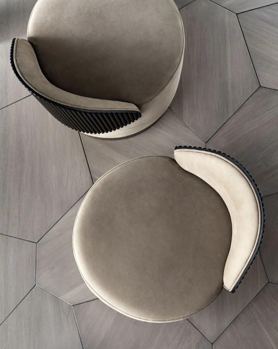 obrazek 3 Atrakcyjna pufa do salonów w stylu minimalistycznym