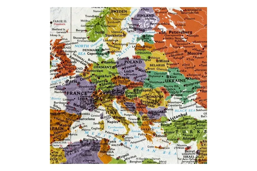 obrazek 6 Elegancka mapa ścienna w ramie na podkładzie do wpinania znaczników 1:18 384 000 - National Geographic