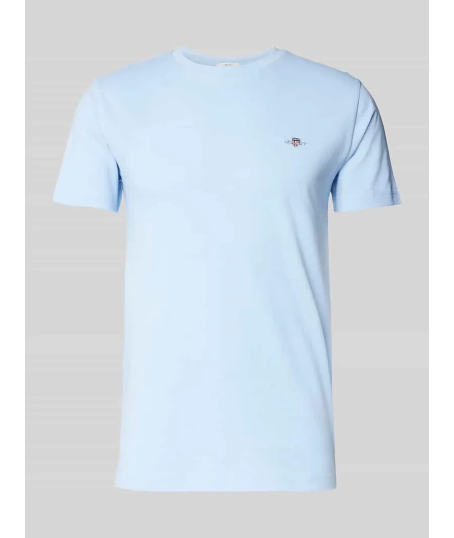 obrazek 1 T-shirt o kroju slim fit z wyhaftowanym logo