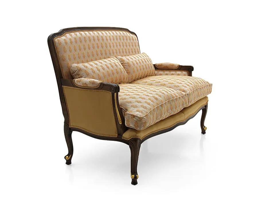 obrazek 1 Wygodna sofa w stylu klasycznym o strukturze drewna bukowego - Sevensedie