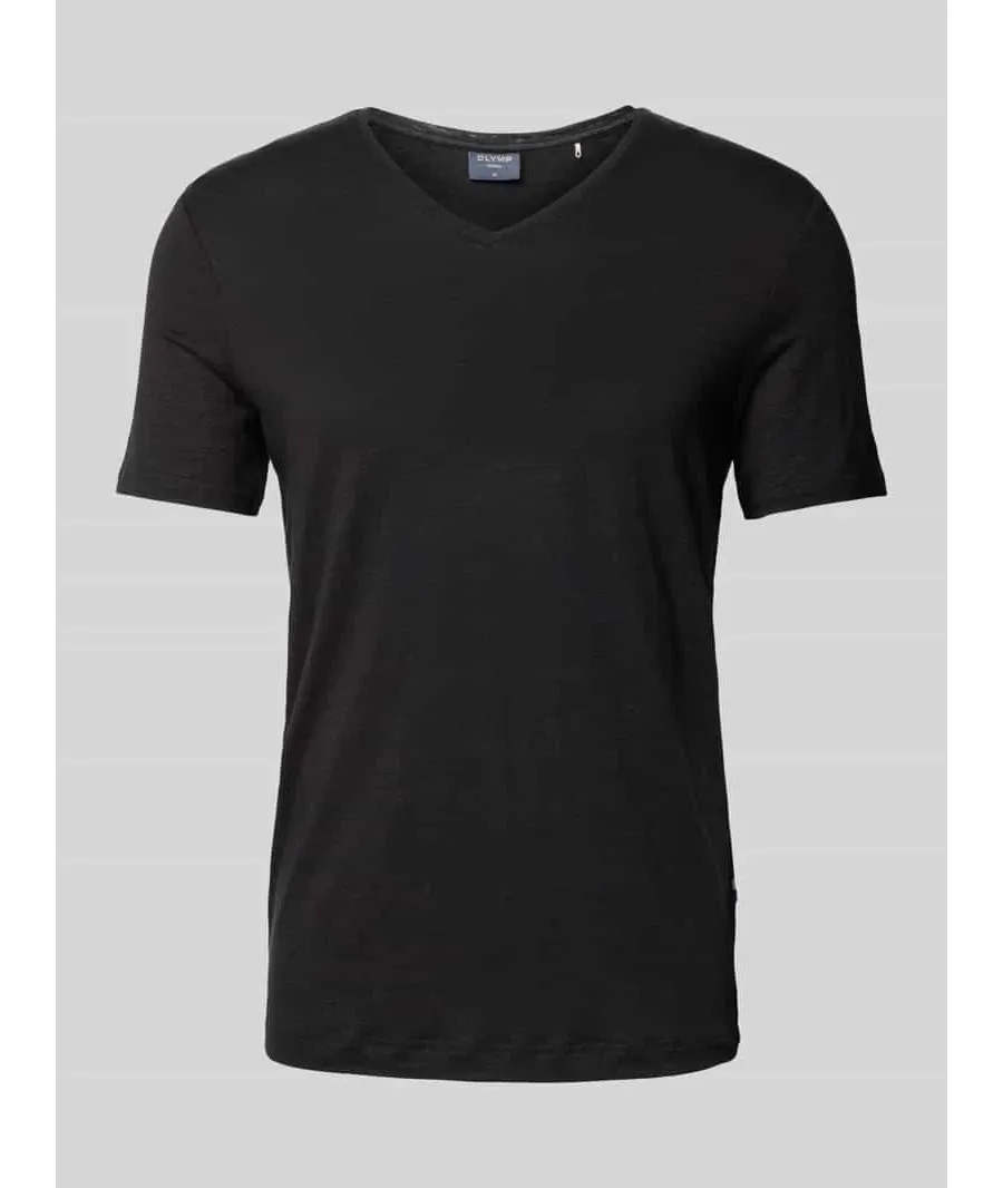 obrazek 1 T-shirt z dekoltem w serek