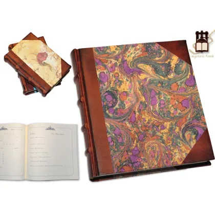 Zdjęcie Skórzana księga gości