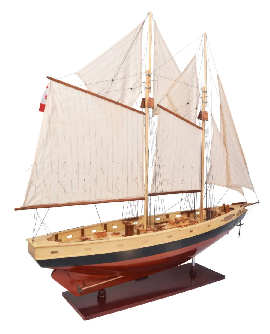 obrazek 1 Model żaglowego szkunera Bluenose II - Authentic Models