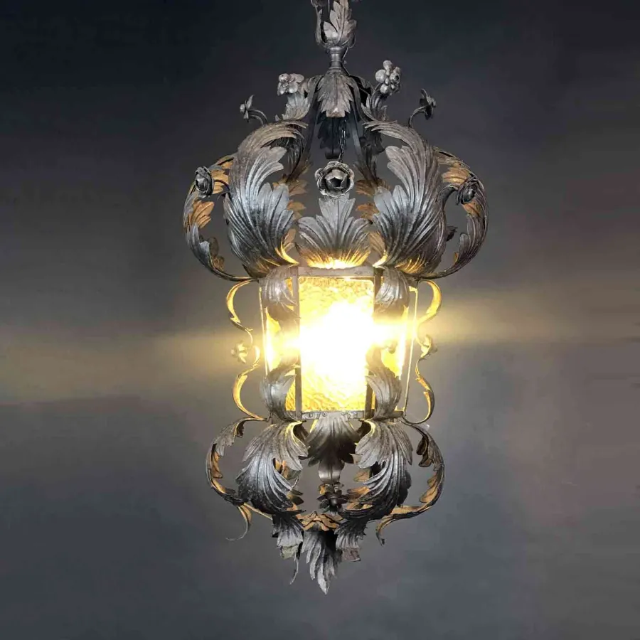 obrazek 1 Vintage żelazna latarnia wytłoczona z portyku wykonana ręcznie