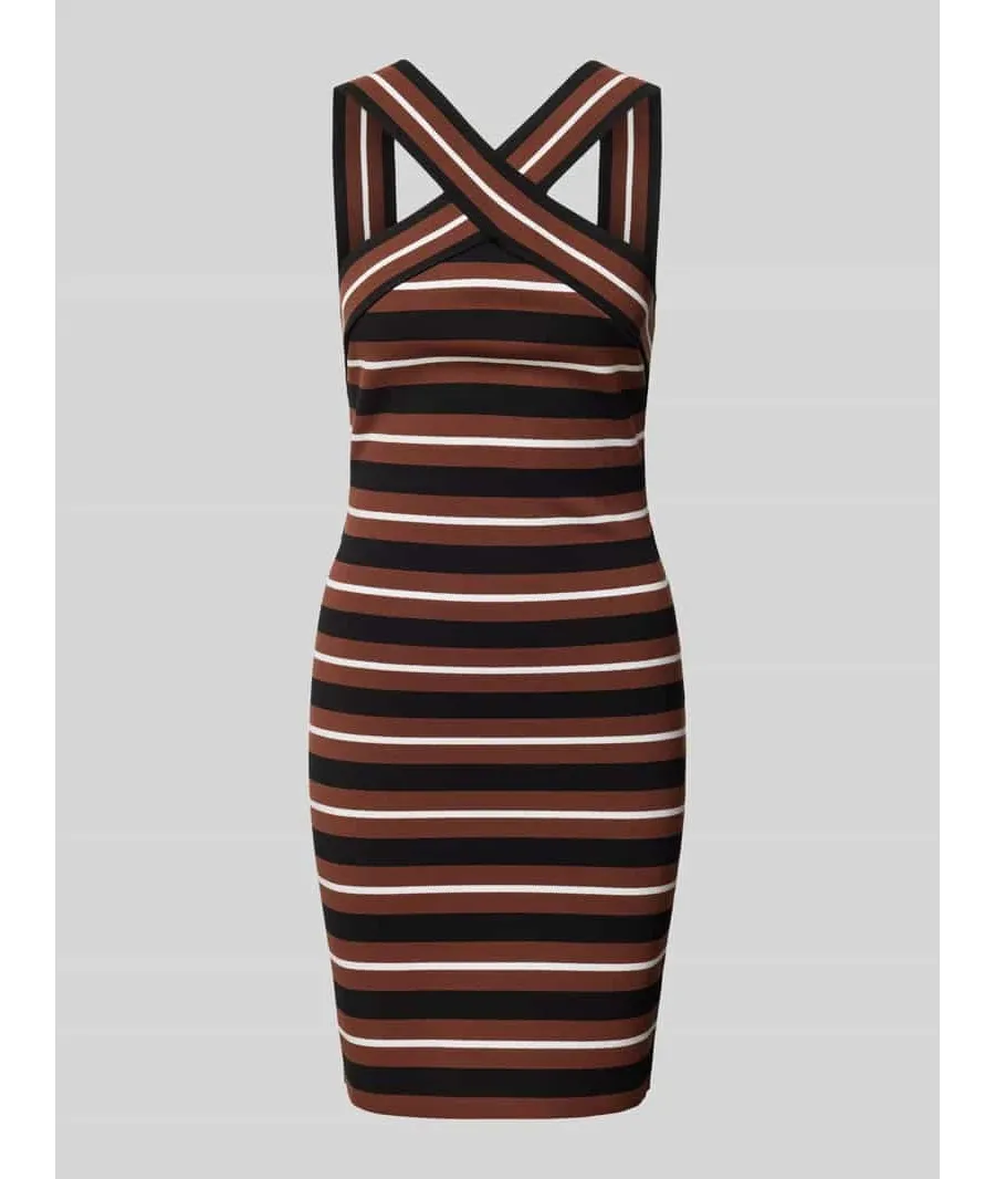 obrazek 1 Sukienka mini z dekoltem w serek model ‘Shila’