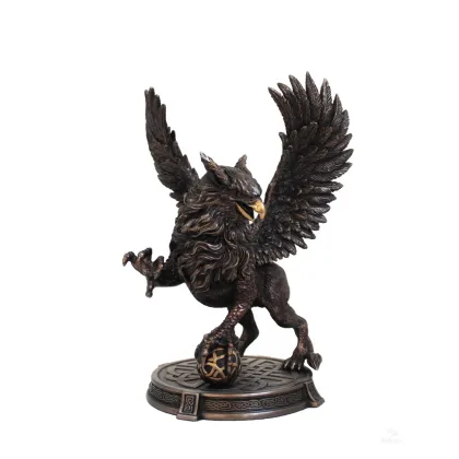 Zdjęcie Fantastyczna statuetka Gryfa