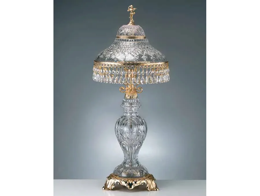 picture 1 Beautiful gold plated table lamp