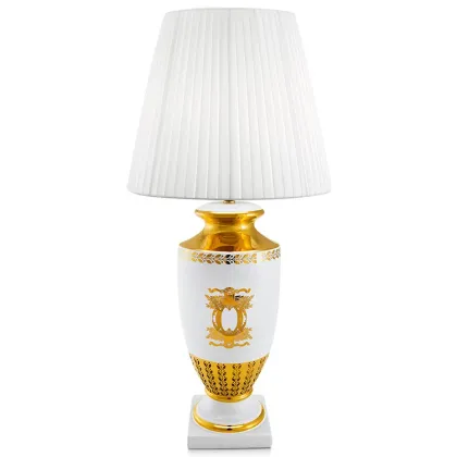 Zdjęcie Elegancka lampa z porcelany