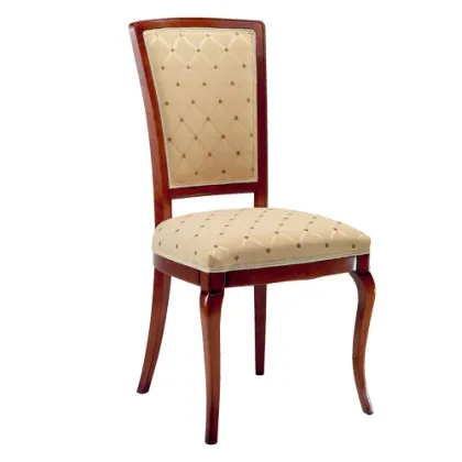 Zdjęcie Prowansalskie tapicerowane krzesło z drewna litego