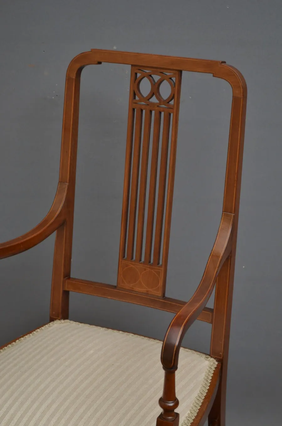 obrazek 5 Antyczne, eleganckie, edwardiańskie, mahoniowe i inkrustowane krzesło