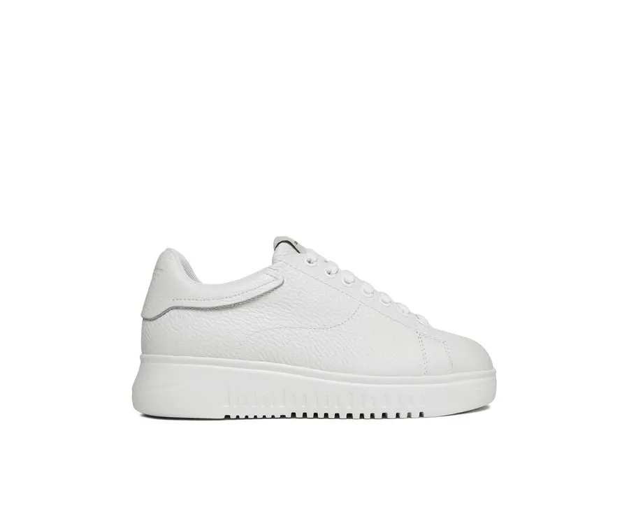 obrazek 1 Emporio Armani Sneakersy X3X024 XF768 00001 Biały