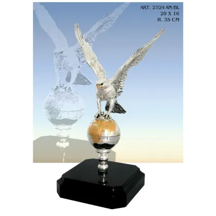 Zdjęcie Biały orzeł wznoszący się do lotu