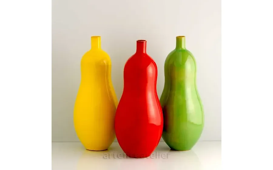 obrazek 2 Stylowy ceramiczny wazon o obłym kształcie