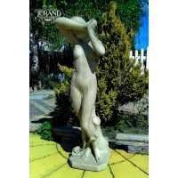 Zdjęcie Niesamowita figura Noemi