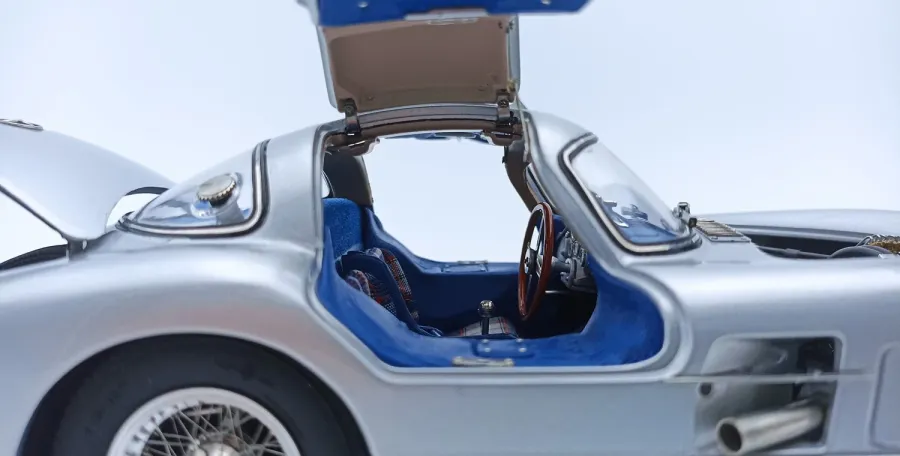 obrazek 4 Replika Mercedes-Benz 300 SLR Coupé, 1955 dla fana motoryzacji