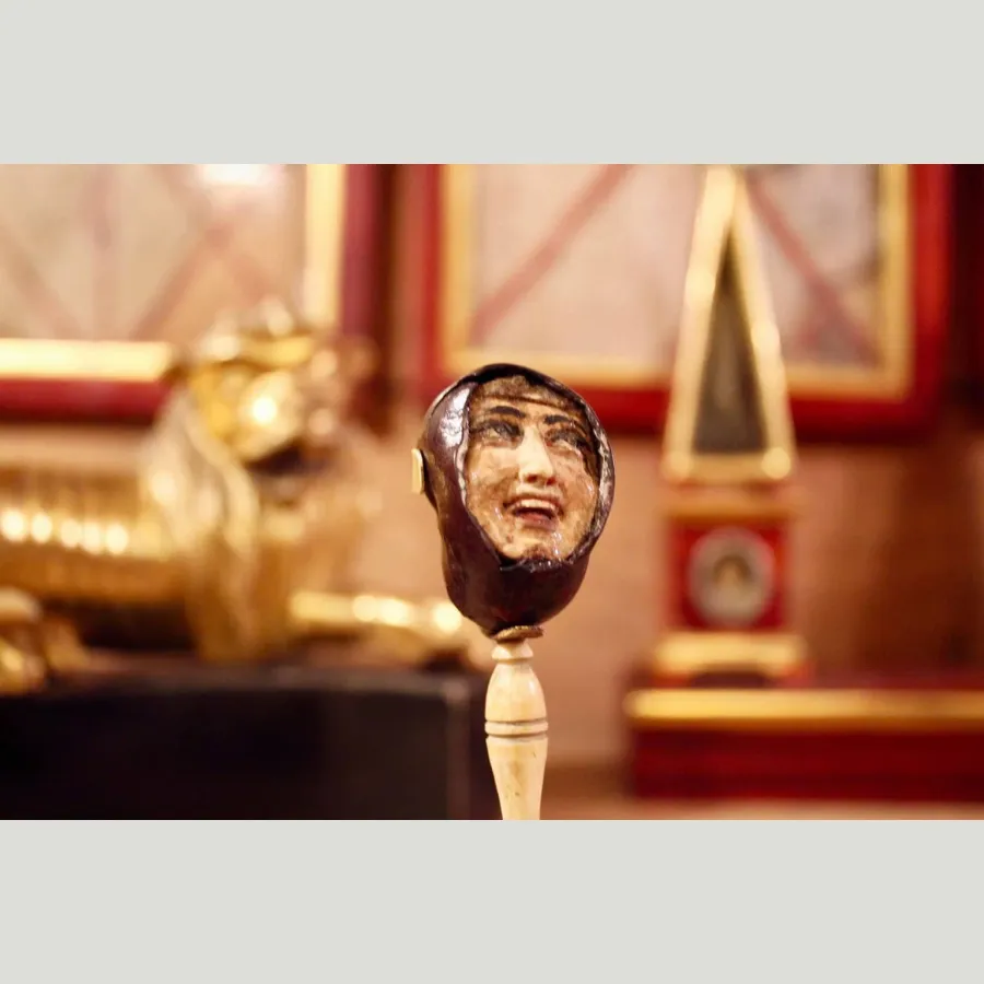 obrazek 2 Kasztan rzeźbiony i malowany - dzieło wielkiej cierpliwości i pomysłowości