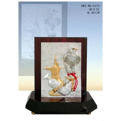 Zdjęcie Elegancka statuetka z orłem