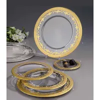 Picture Tasteful decorative plates for a stylish dining room
