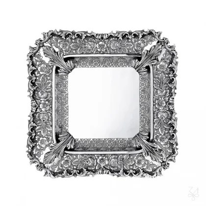 Picture Richly decorated square silver plate - Zaramella Argenti
