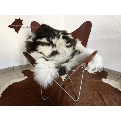 Zdjęcie Elegancki dywan skórzany do pokoju