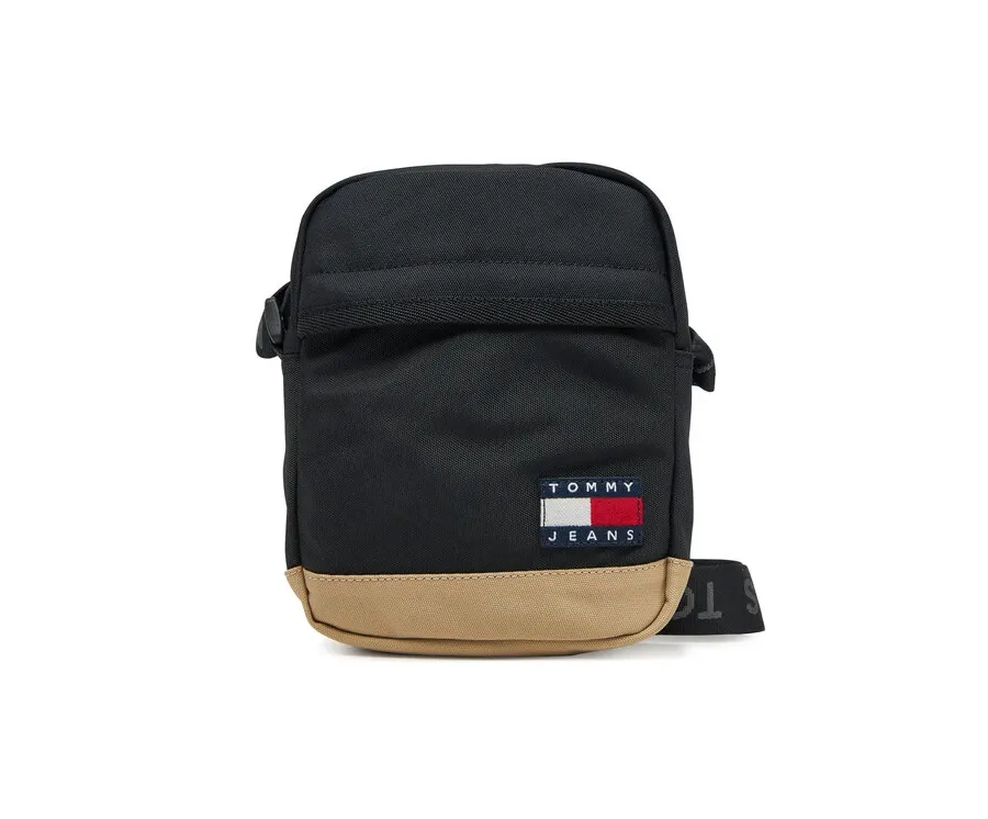 obrazek 1 Tommy Jeans Saszetka Tjm Ess Daily Squared Reporter AM0AM13265 Czarny