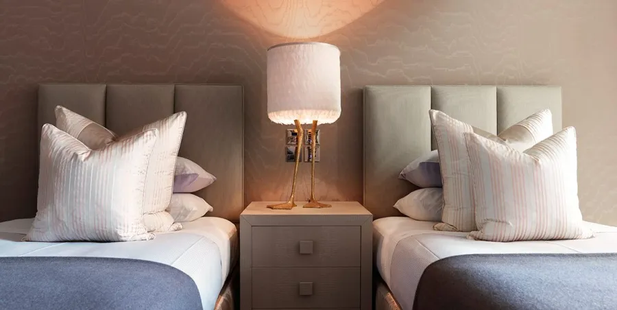 obrazek 5 Designerska lampa do sypialni z kaczymi piórami