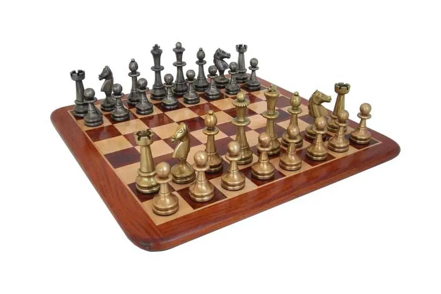 obrazek 1 Komplet szachowy z dużymi figurami 47M+G10204