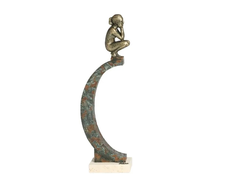 obrazek 1 Rozmarzona kobieta  - piękna statuetka na prezent