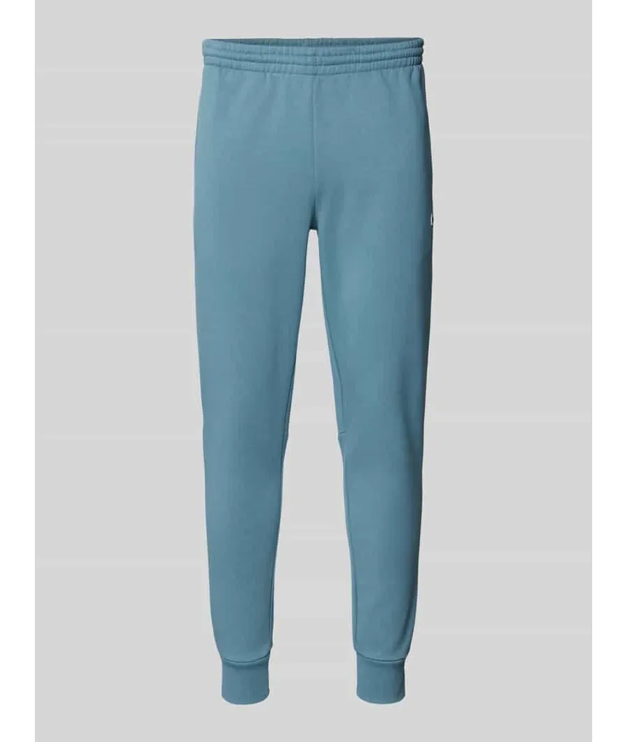 obrazek 1 Spodnie dresowe o kroju slim fit z naszywką z logo