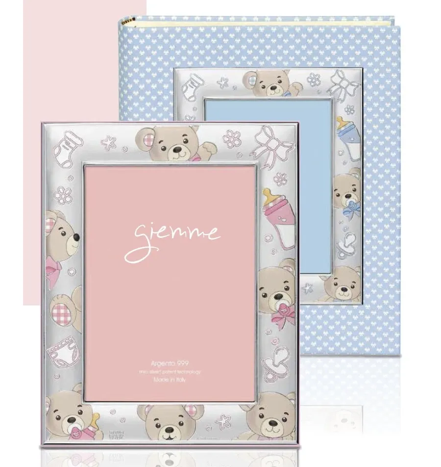 obrazek 1 Niebieski album na zdjęcia dzieci 20х25 cm zdobiony uroczymi misiami