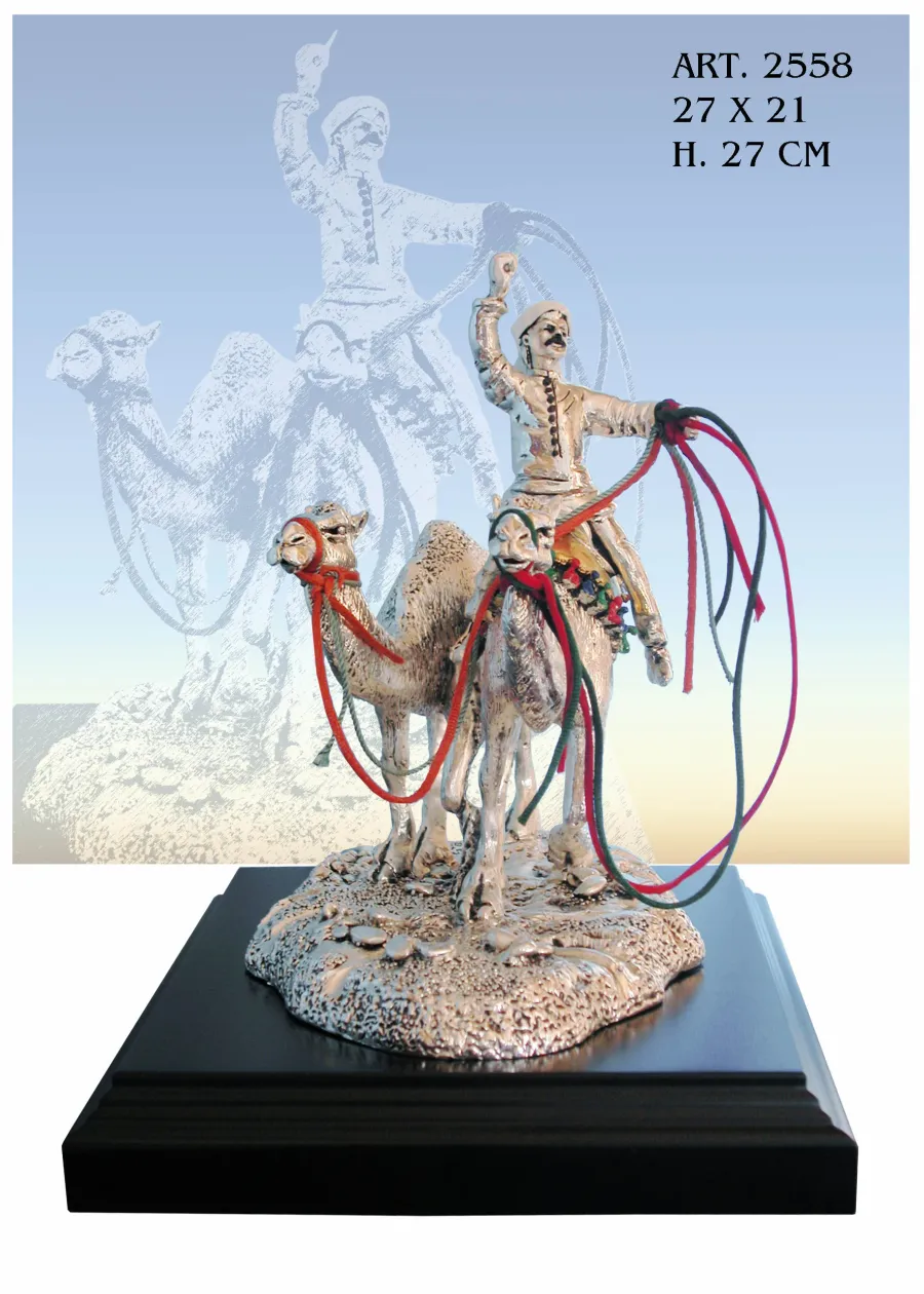 obrazek 1 Ekskluzywna figura jeźdżca na wielbłądzie