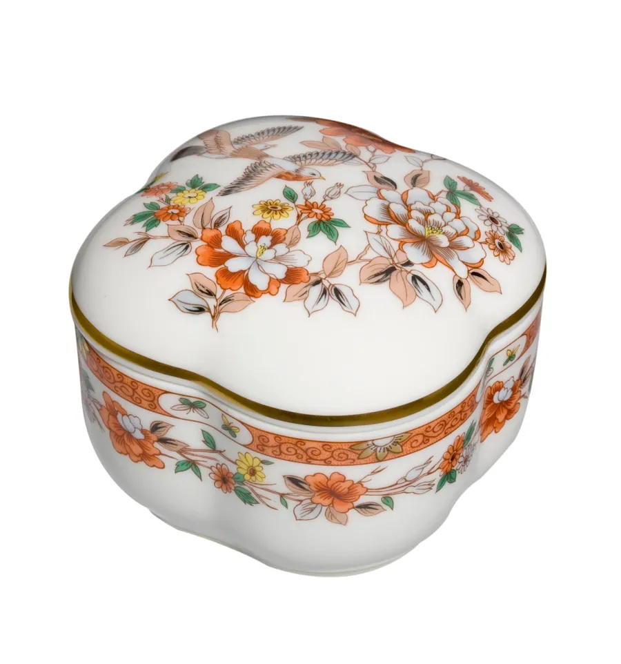 obrazek 1 Stylowy porcelanowy pojemnik Gomos z kolekcji Magnolia - Vista Alegre