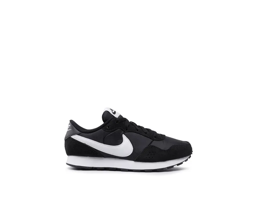 obrazek 1 Nike Sneakersy Md Valiant (Gs) CN8558 002 Czarny